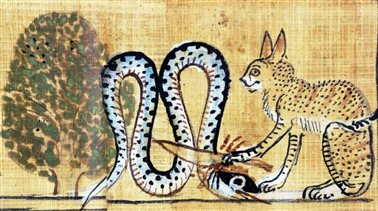 图 2：胡涅费尔（Hunefer）《亡灵书》符咒17部分的配图，化身猫的拉神在赫里奥波斯的艾谢德树（ished-tree）前斩杀了毒蛇阿匹普，纸草卷，新王国第19王朝（公元前1295-前1186年），出土地不详，英国伦敦大英博物馆，馆藏号EA9901.8。