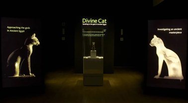 图 22 大英博物馆在2008年专门围绕“盖尔·安德森猫”这件展品办了一个题名为“神猫”的特展（2007 Nov-2008 Jan, BM, Room 3, “Divine Cat: Speaking to the gods in ancient Egypt”